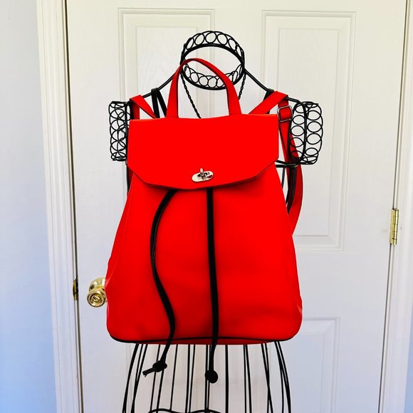 EUC O BAG RED BACKPACK WITH REMOVABLE TOP FLAP COVER main image 4